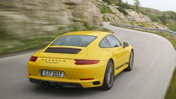 Abgespeckt und aufgedreht  Porsche 911 Carrera T: Rasend schnell und ohne Rückbank